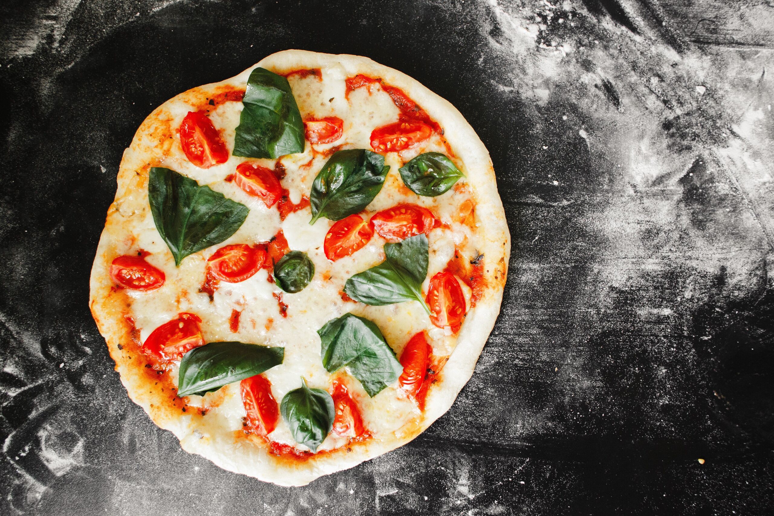 Ismered a pizza eredeti történetét? Az ősi recepttel együtt ezt is eláruljuk!
