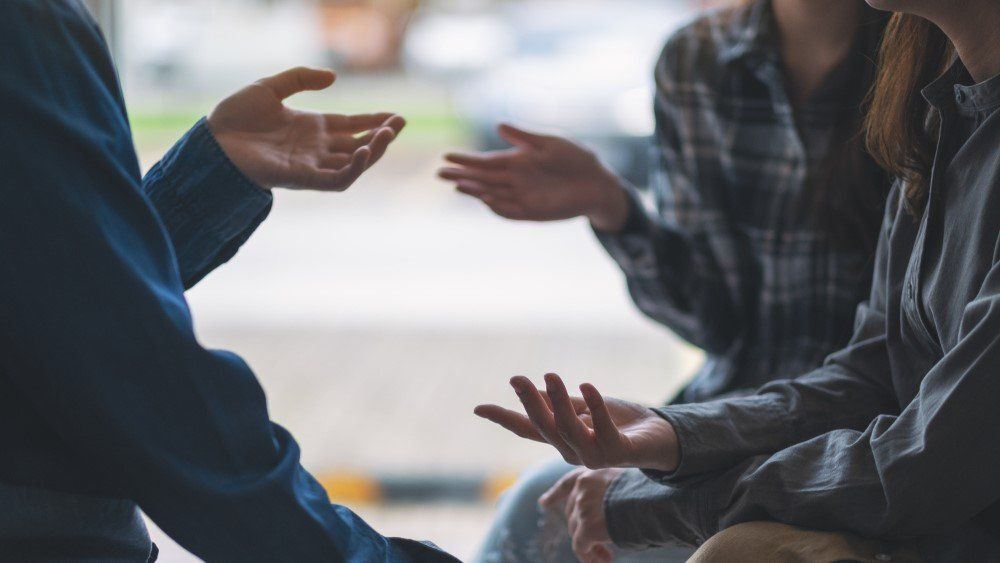 Rosszul értelmezzük a testbeszédét — így értsd meg mások gondolatait!