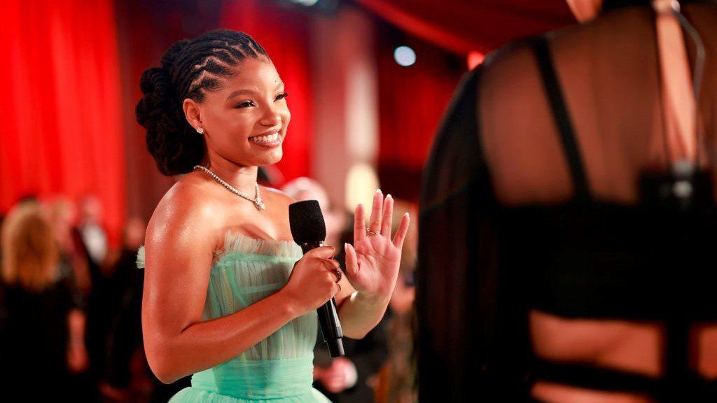 Halle Bailey rasszista üzeneteket kap A kis hableány film miatt