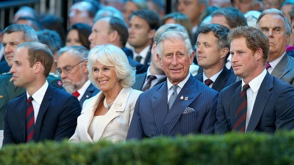 Harry herceg végre elárulta, milyen a kapcsolata Kamilla királynéval