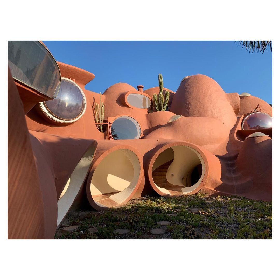 Dizájntörténeti UFO-házak a francia Riviérán