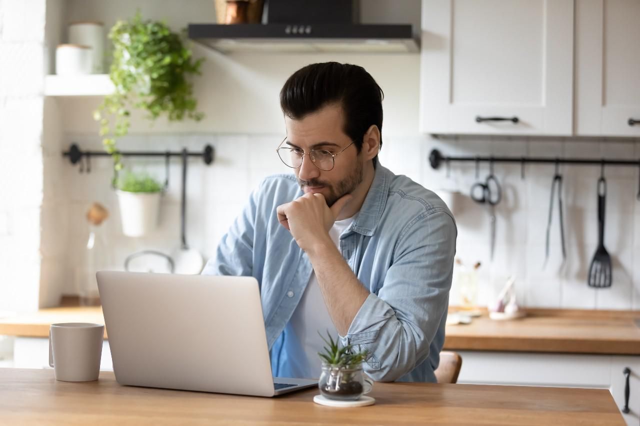 Inkább online kérnek párkapcsolati segítséget a férfiak