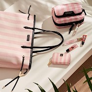 Instagram/@victoriassecret