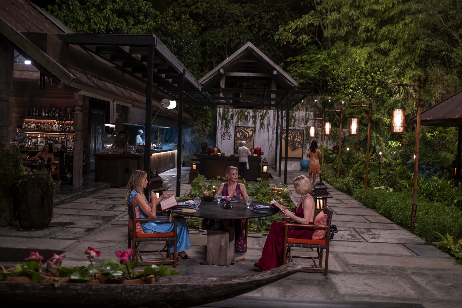 Ezt a sorozatot látnod kell, ha hiányzik A Fehér Lótusz!