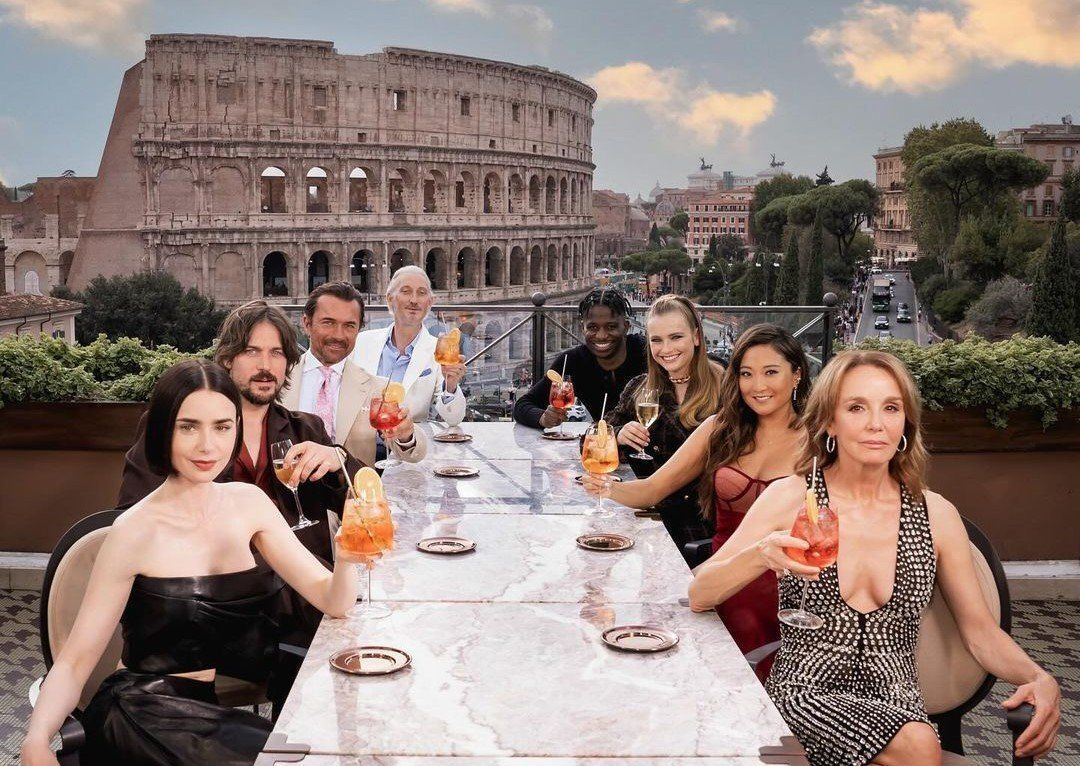 Az Emily Párizsban 5. évada új királyi karaktert mutat be