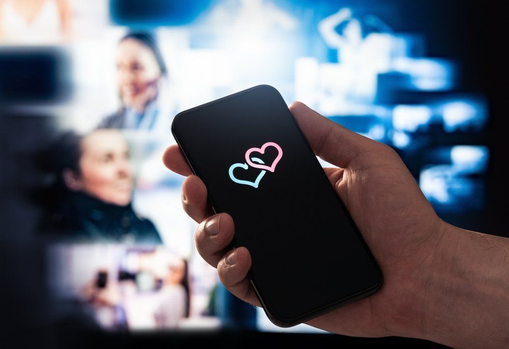 A mesterséges intelligencia átalakítja a randizást – de mennyire kell félnünk tőle?