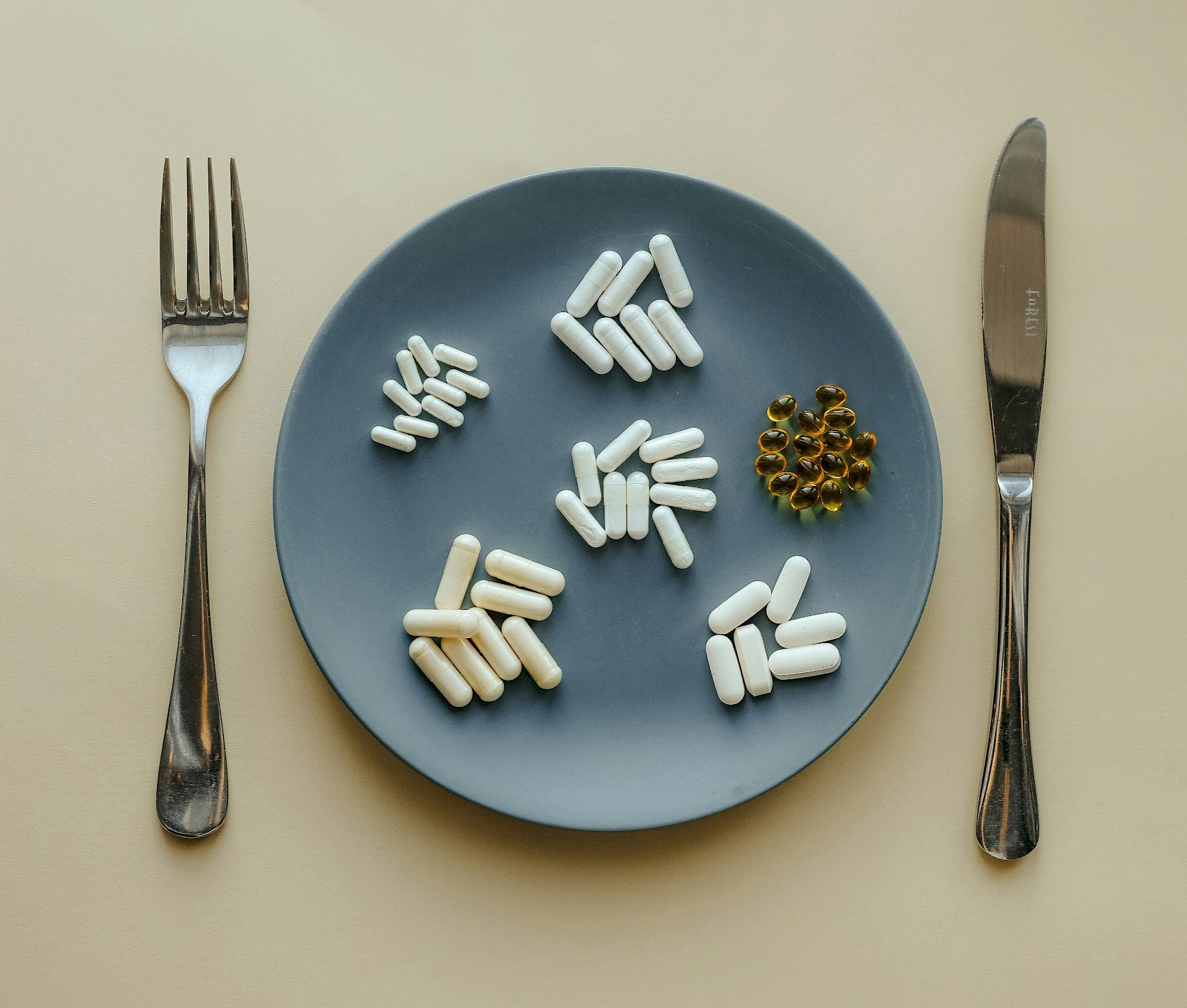 4 táplálékkiegészítő, amit mindenkinek szednie kéne 40 felett