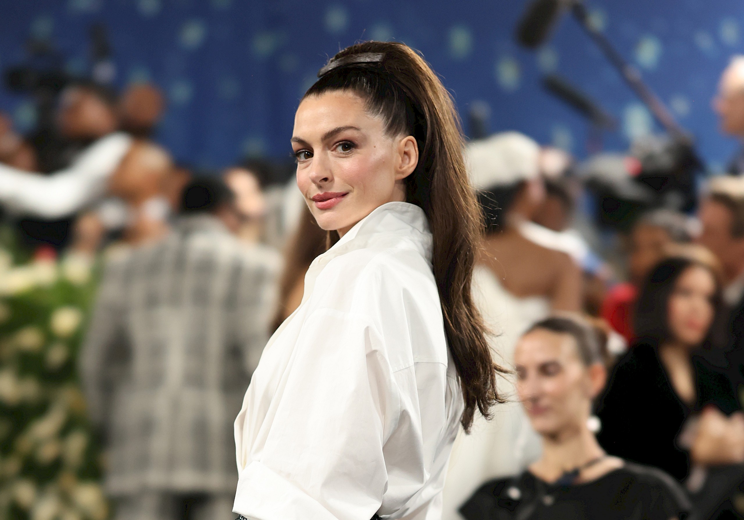 Anne Hathaway máris forradalmasította az őszi divatot