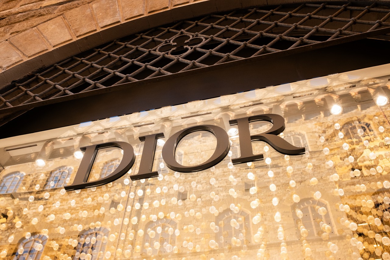 Elképesztő látvány: Ilyen Dior-üzletet még biztos nem láttál