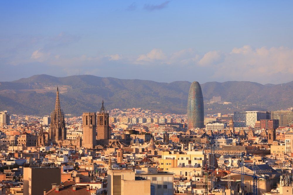 Ez a népszerű spanyol régió megduplázza az idegenforgalmi adót