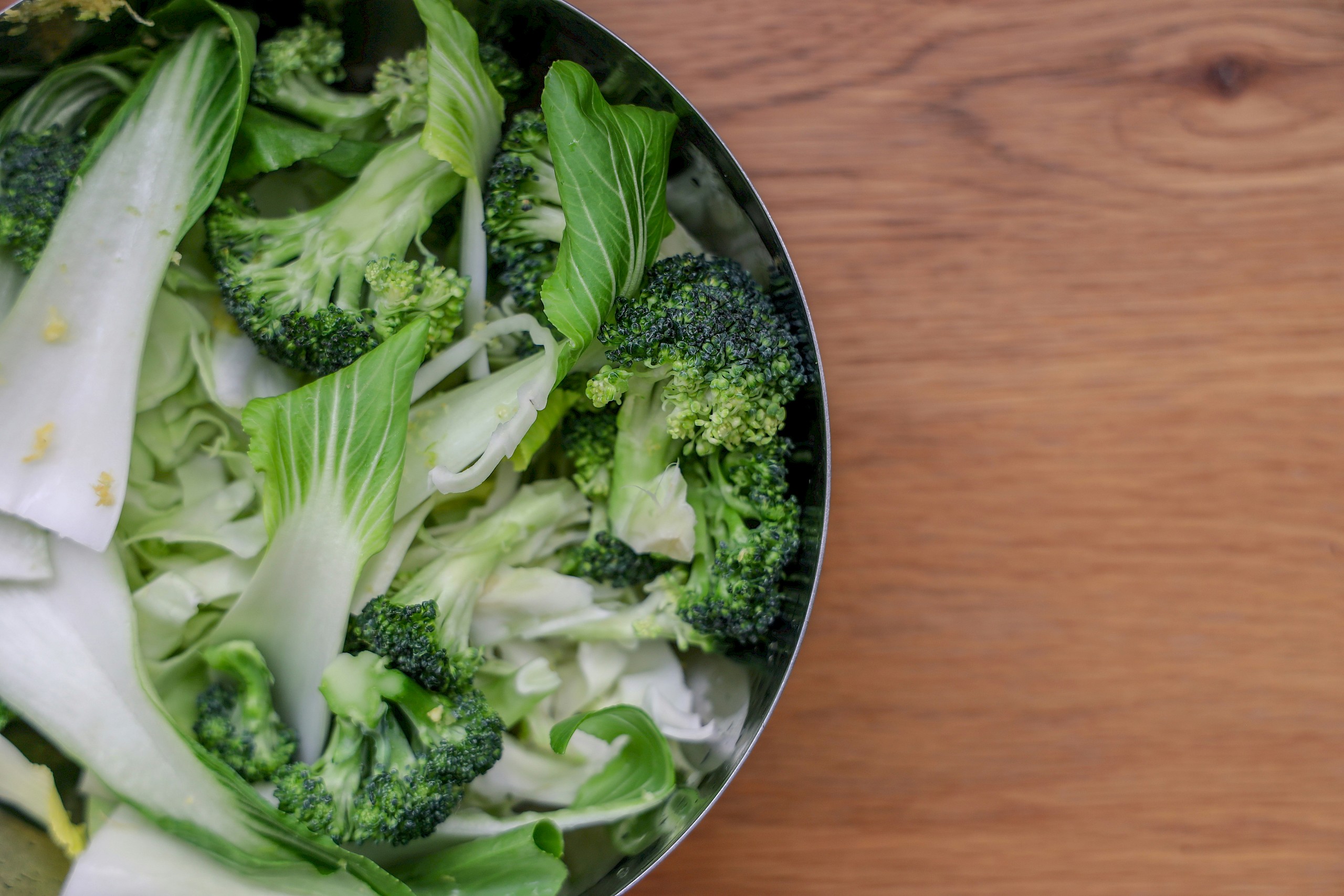 7 gyorsan növekvő zöldség, amelyet most kell elültetni az őszi betakarításhoz