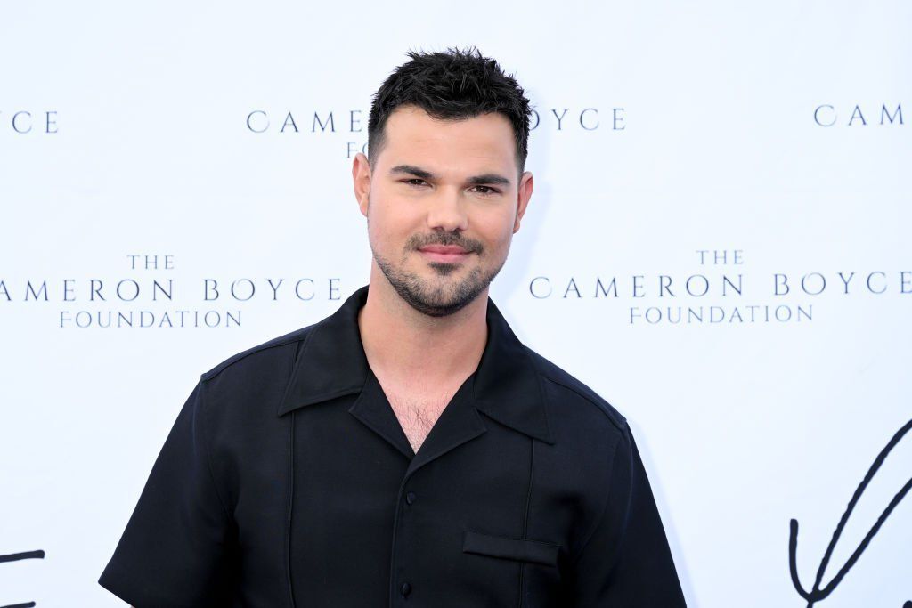 Alkonyat-rajongóknak jó hír: Taylor Lautner új sorozatának köze lehet a filmhez