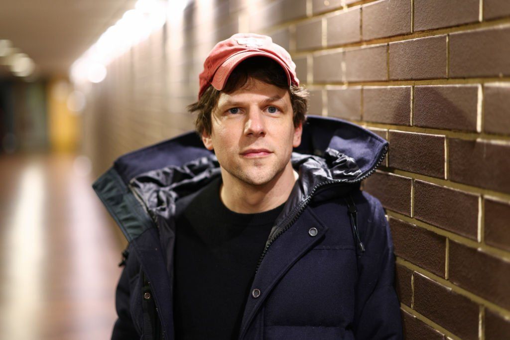 Jesse Eisenberg nem szeretné, ha továbbra is Mark Zuckerberggel azonosítanák