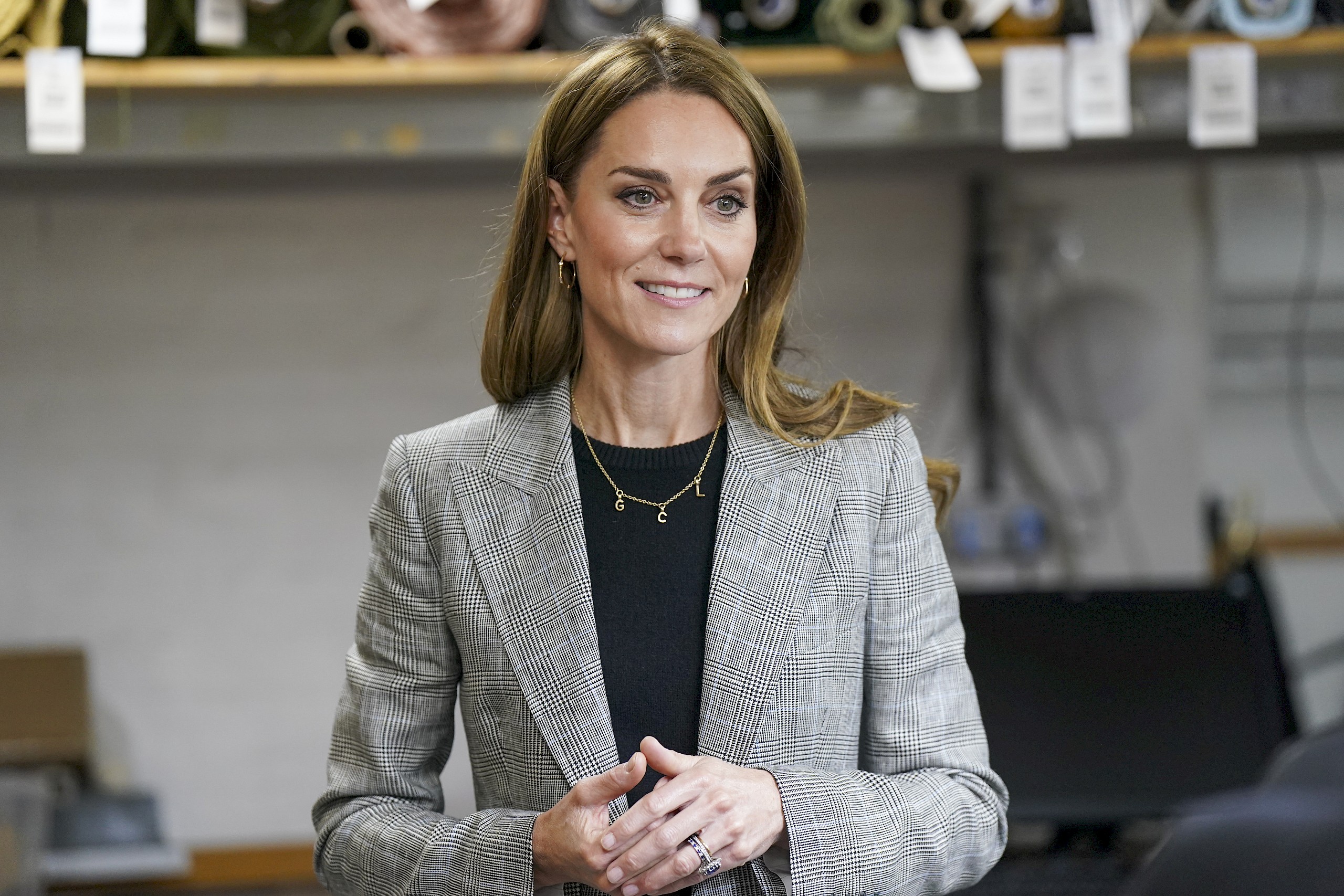 Katalin ujján új gyűrű tűnt fel