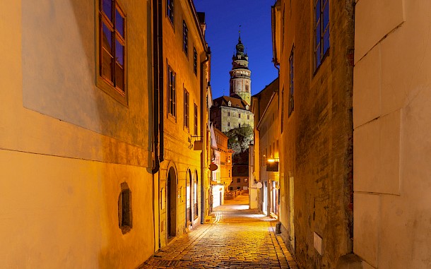 Česk&yacute; Krumlov / kavalenkau, Shutterstock