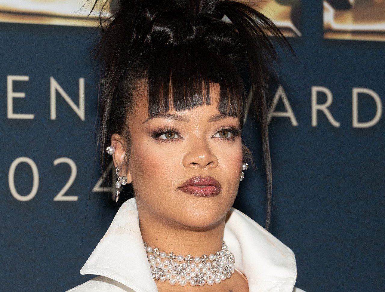 Rihanna visszahozta ezt a kihalófélben lévő cipőtrendet