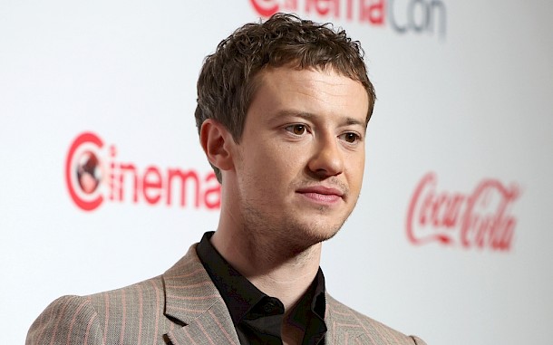 Joseph Quinn-Kathy Hutchins/Shutterstock