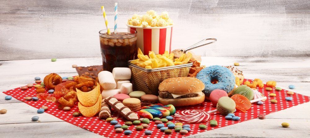 Ez a két élelmiszer valóban rákot okoz – és nem a cukor az egyik