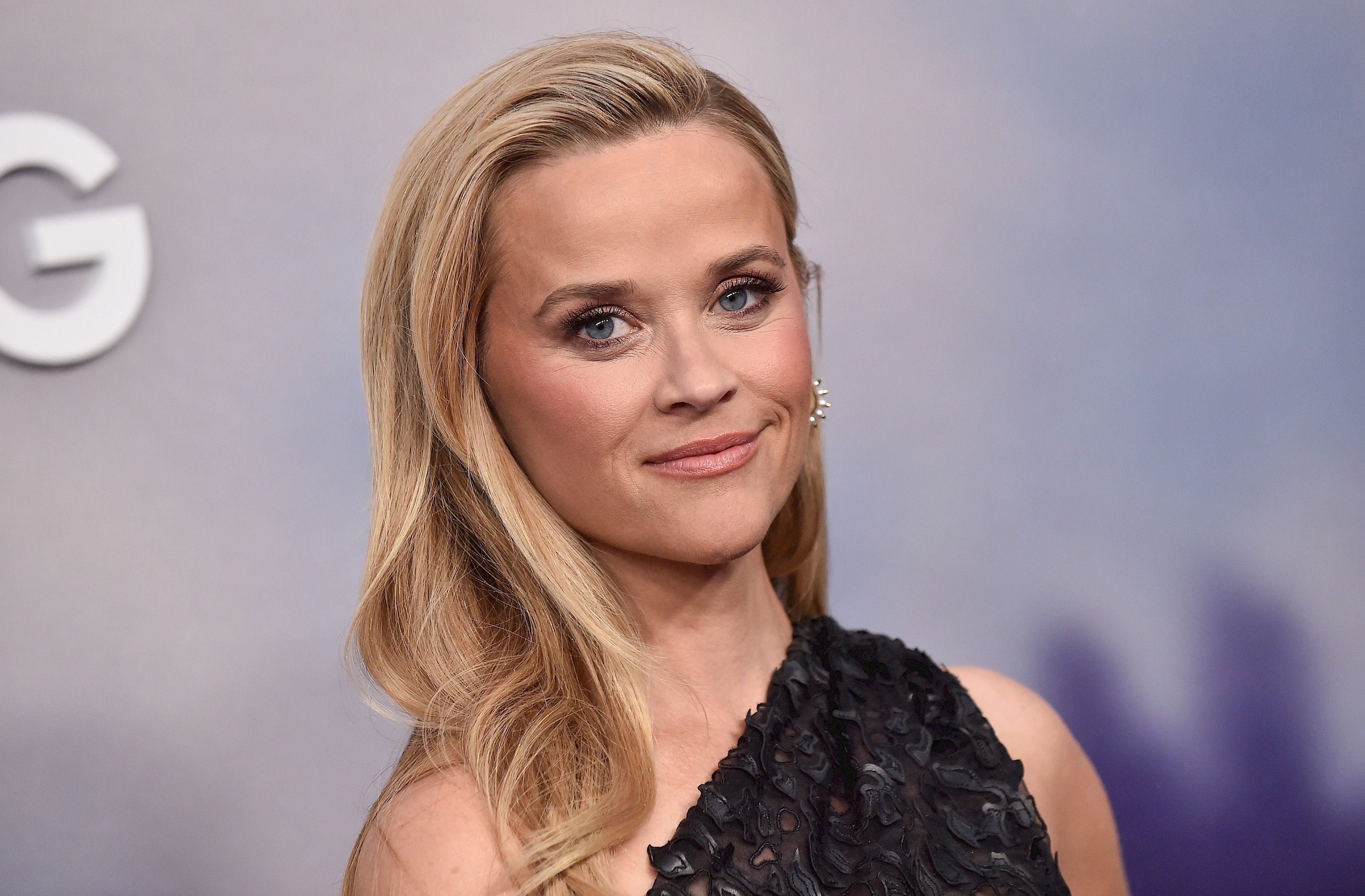 Hamarosan érkezik Reese Witherspoon első bűnügyi regénye