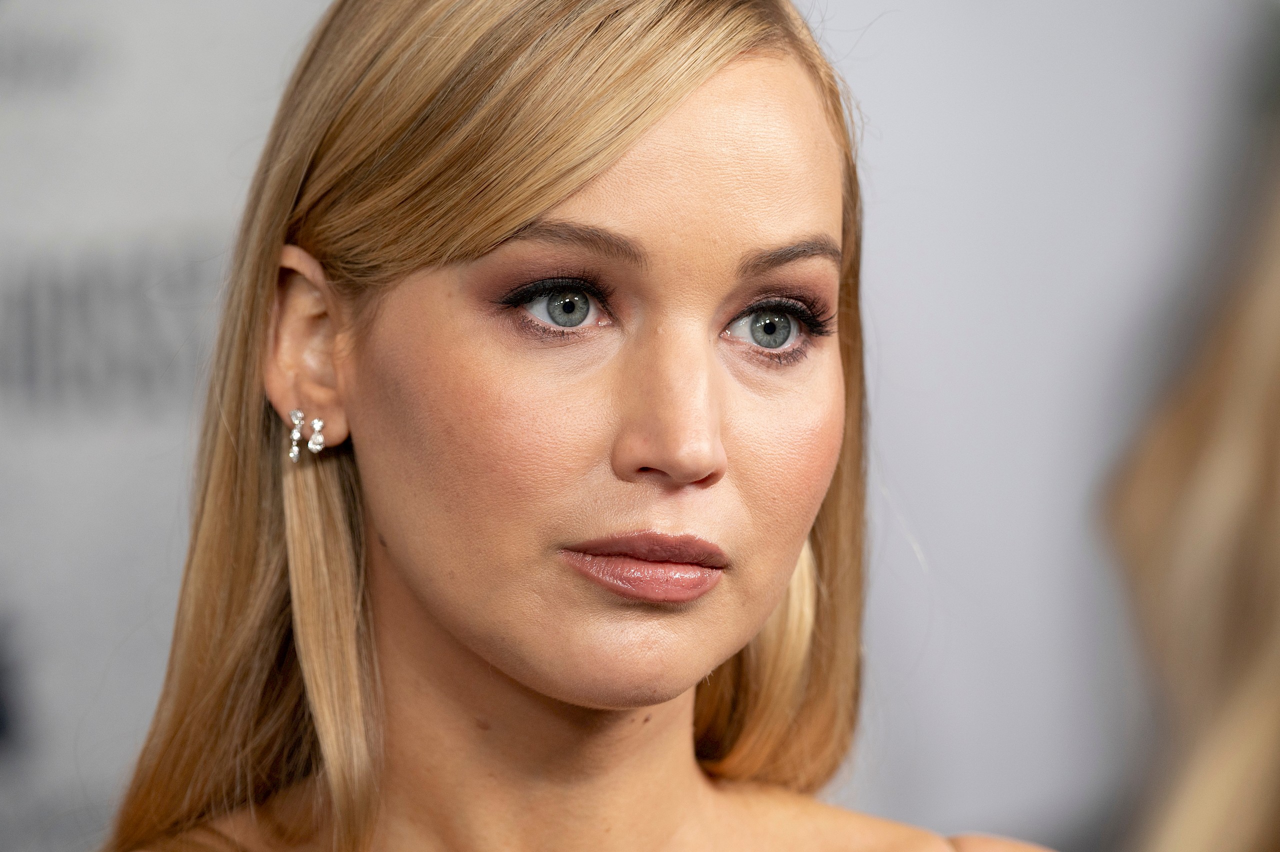 Jennifer Lawrence elárulta, milyen szépészeti beavatkozásokon esett át