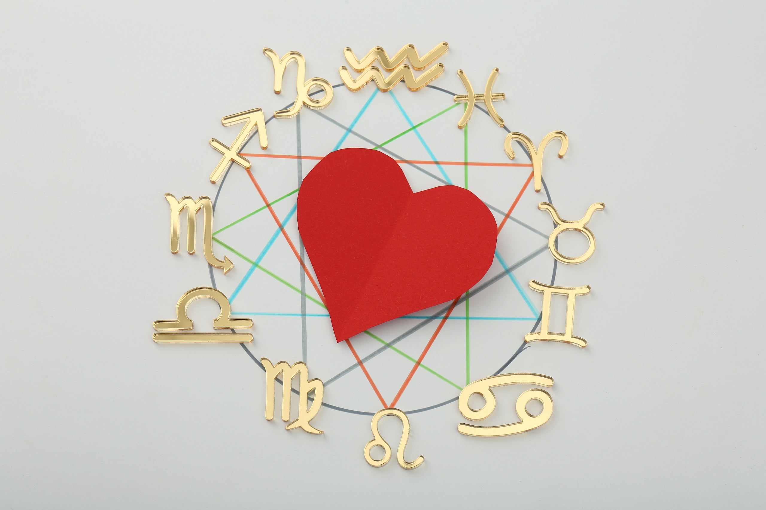 Szerelmi horoszkóp: mi vár rád novemberben a csillagok szerint?