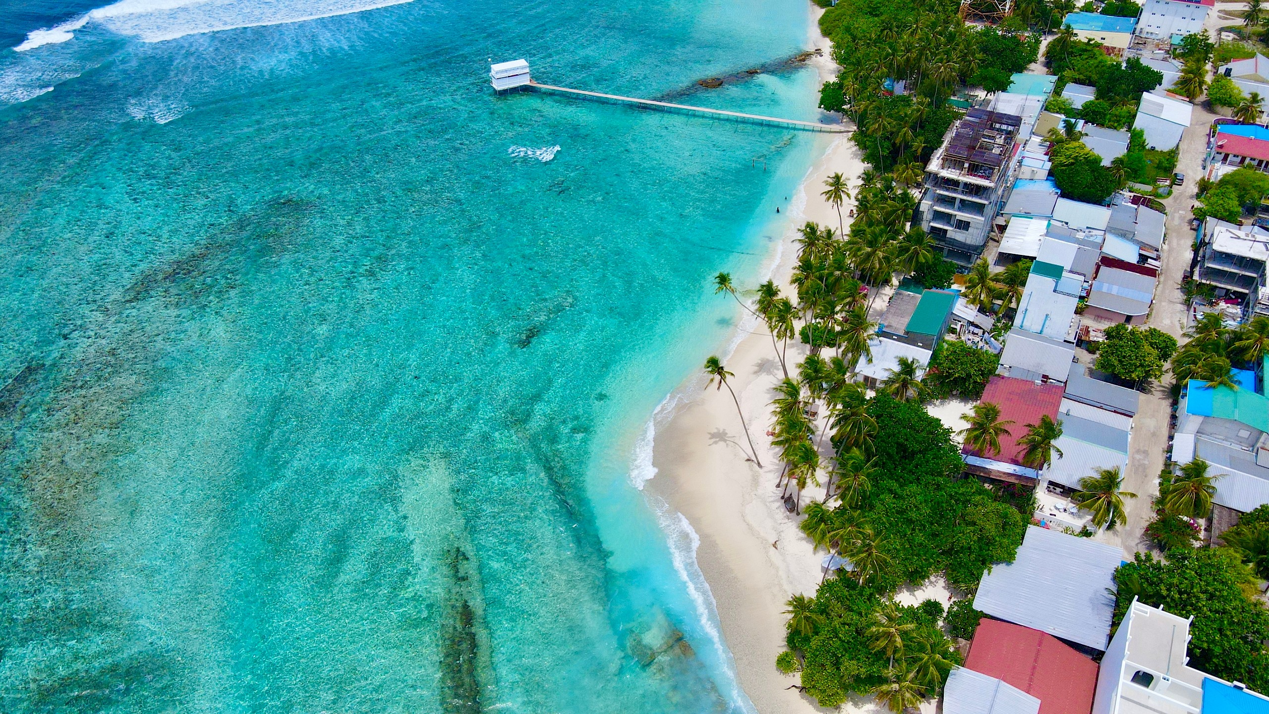 Kedvenc üdülőhelyünk betiltotta a dohányzást a fiatalok számára – és a turisták sem kivételek