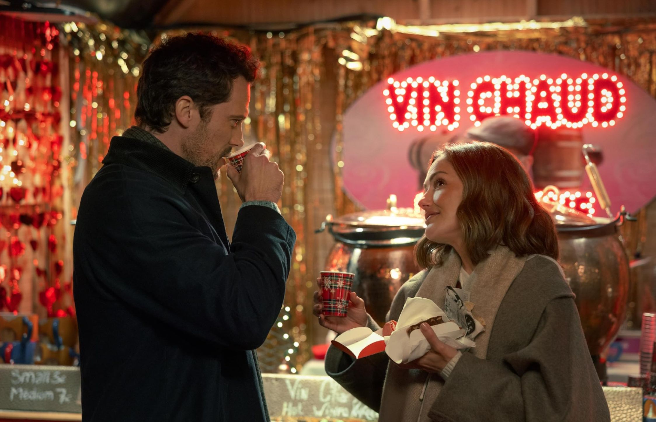Máris klasszikusnak tartják a nézők ezt a romantikus karácsonyi vígjátékot a Netflixen