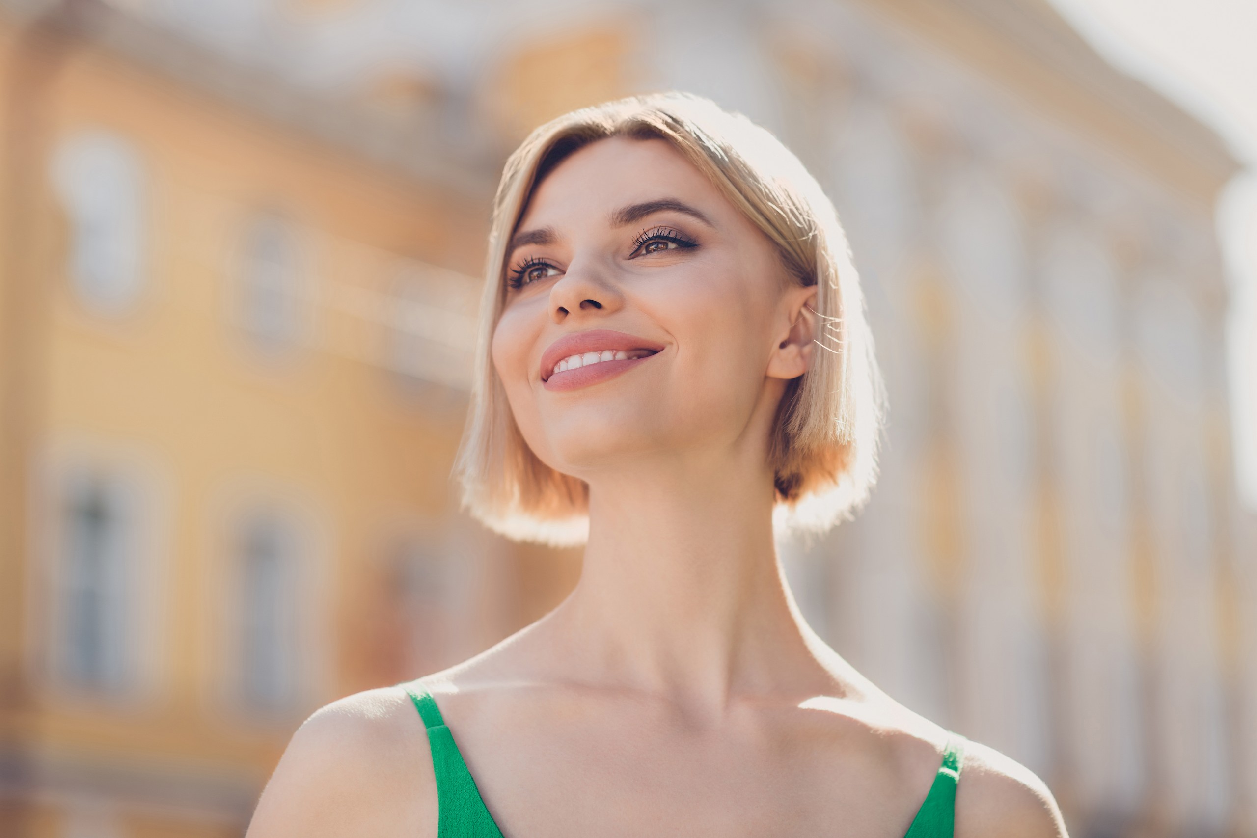 A szőke bob 2026-ban sem megy sehova − íme a 6 legjobb frizura