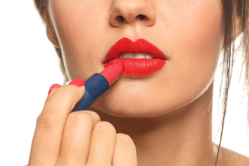 Ez az 5 rúzstrend új szintre emeli a megjelenésünket 2026-ban