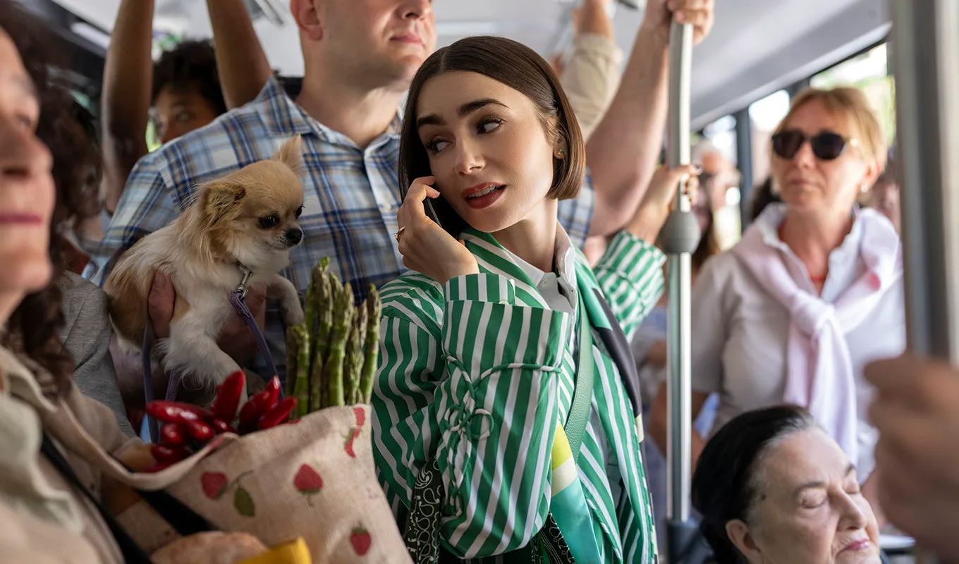 Az Emily Párizsban 5 legjobb divatpillanata, amiből te is inspirálódhatsz