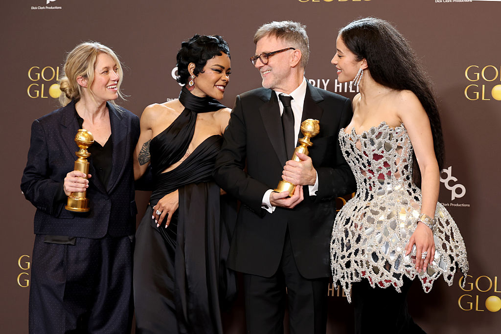 Meglepetések a Golden Globe-on: váratlan győzelmek és nagy vesztesek 2026-ban