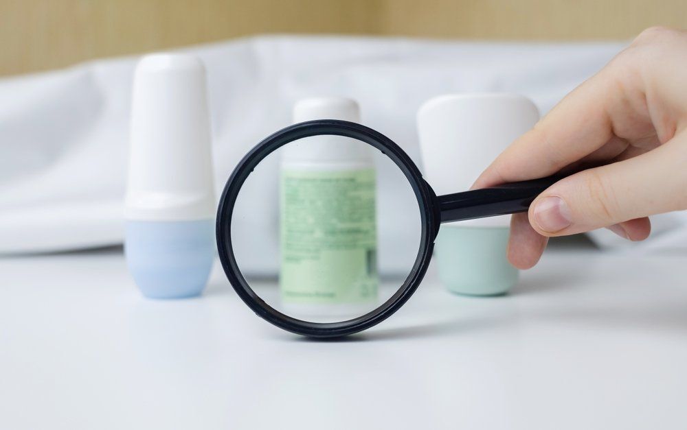 Egy dekorkozmetikum a városi szmoggal vetekedő légszennyezést okozhat