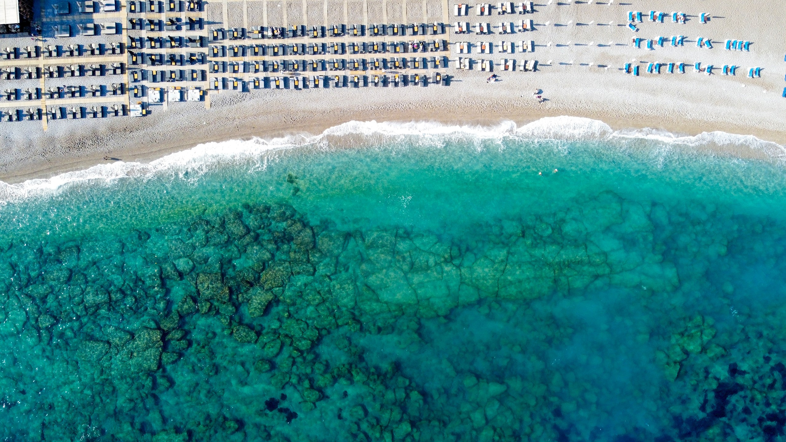 Már a nyári tengerpartról álmodozol? Íme Európa 8 legszebb strandja 2026-ra