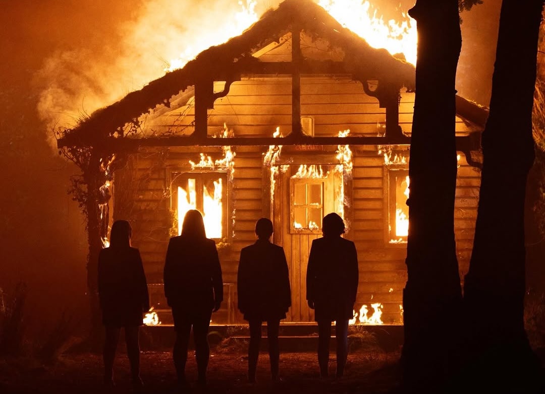 Női barátság és fekete humor: ez az új Netflix-thriller a hónap nagy meglepetése