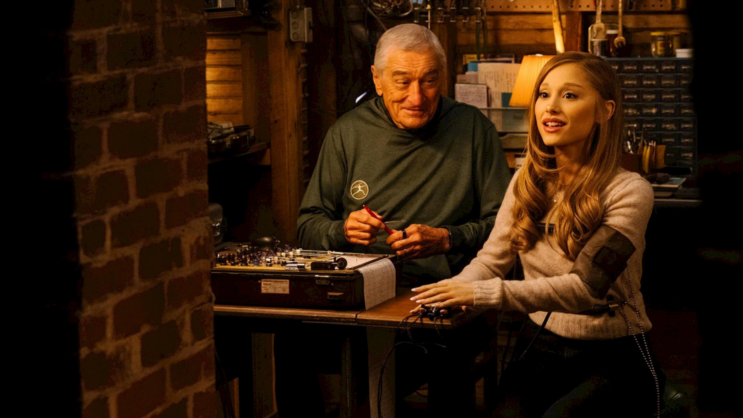 Ariana Grande és Ben Stiller ki nem állhatják egymást a Menyemre ütök előzetesében