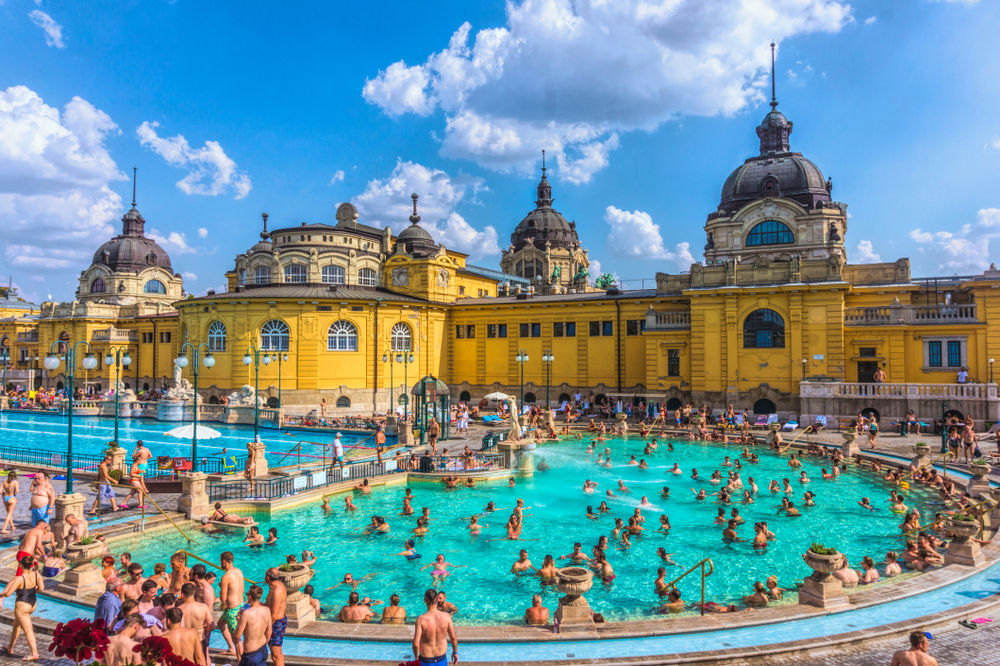 Szomorú listára került fel a Széchenyi Gyógyfürdő – ez zavarja a legjobban a turistákat