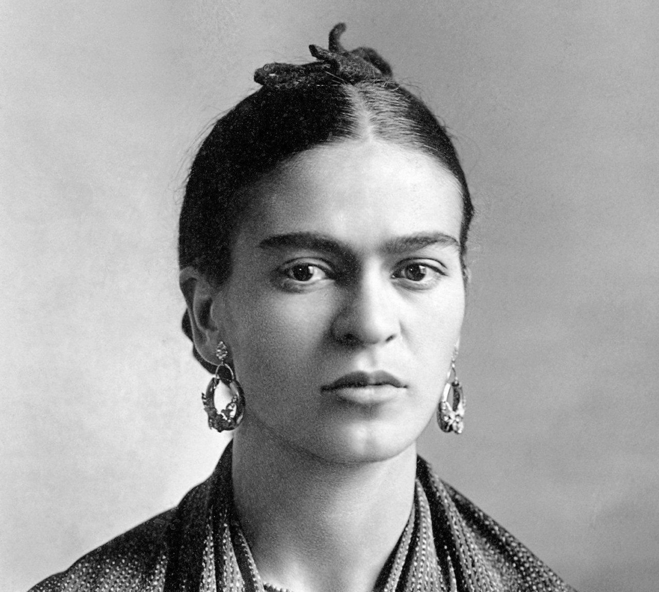 Frida Kahlo, ahogy még soha nem láttuk – új film készült a festőnő életéről