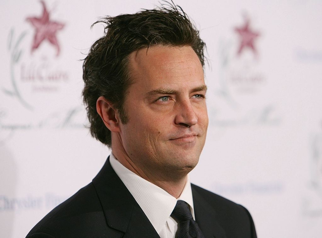 Ez okozhatta Matthew Perry halálát a Jóbarátok Phoebe-je szerint